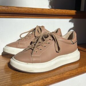 Sam Edelman sneakers